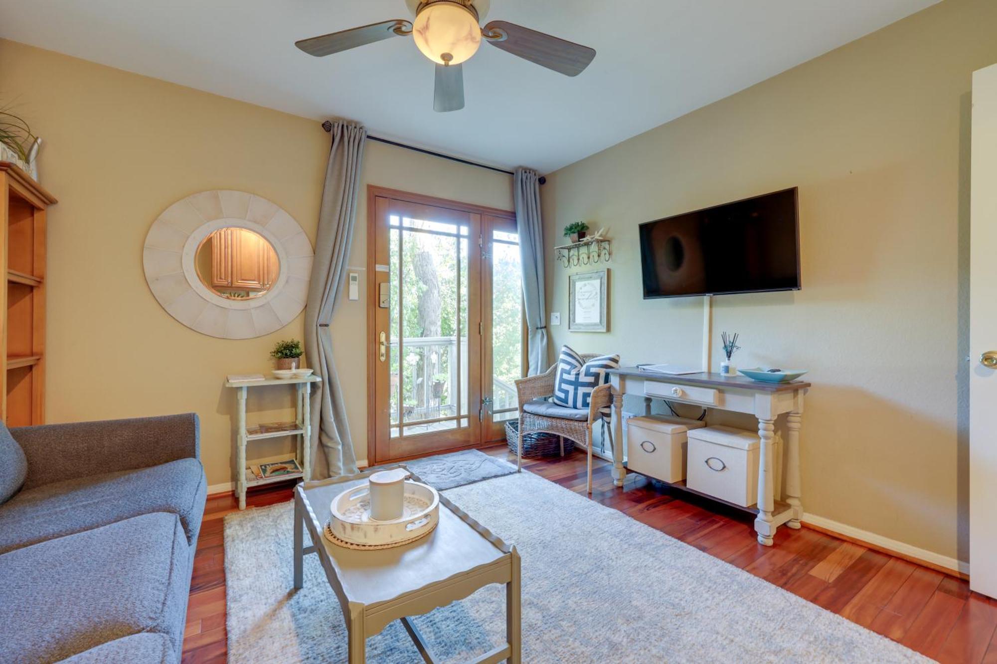 Chic Peaceful Retreat 16 Mi To Beaches And Wineries! ซานตาพอลลา ภายนอก รูปภาพ