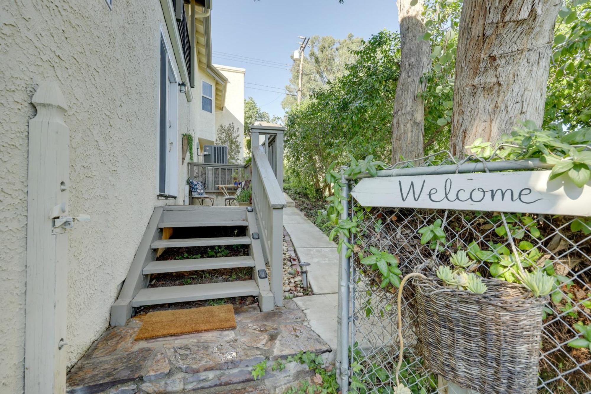Chic Peaceful Retreat 16 Mi To Beaches And Wineries! ซานตาพอลลา ภายนอก รูปภาพ